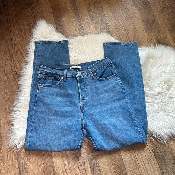 LEVI’S Wedgie Straight Jeans - Picture 3 of 5